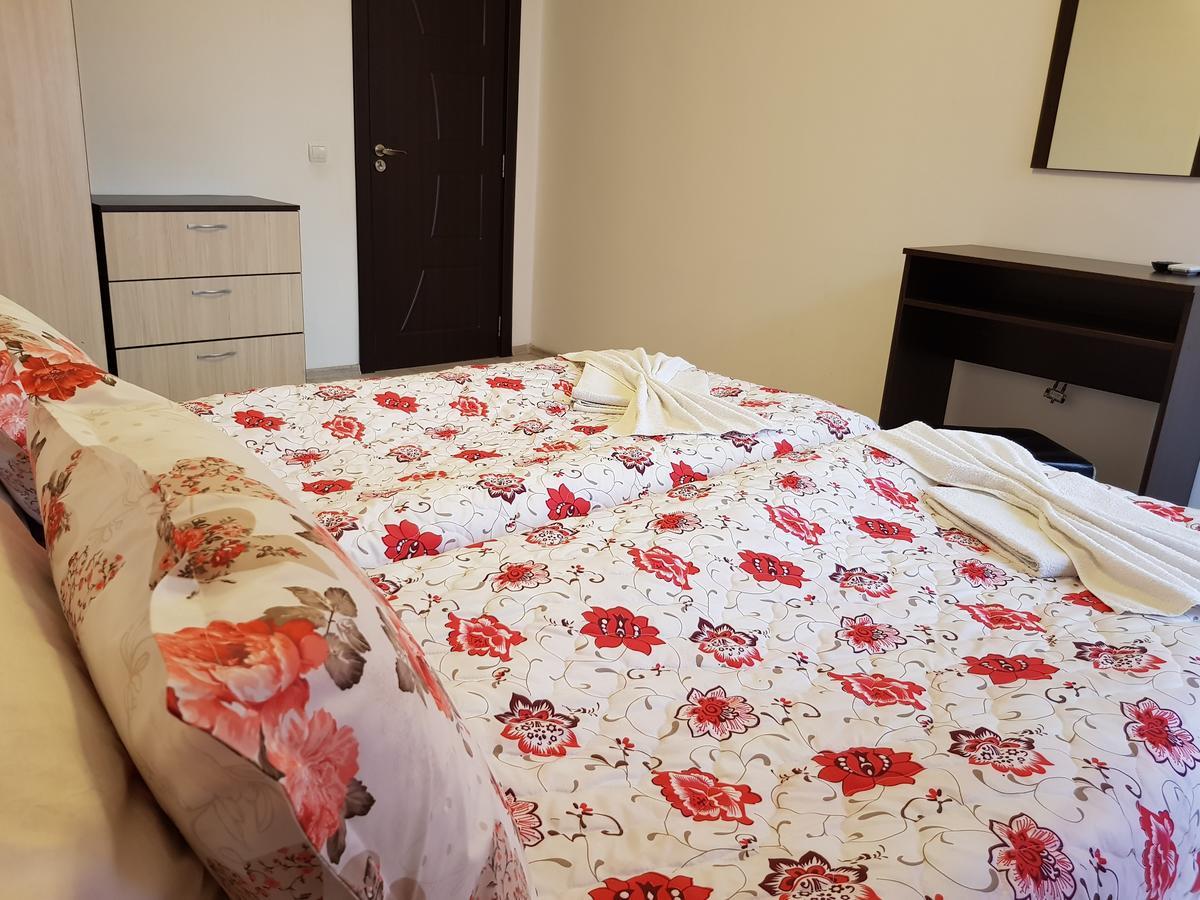 Family Aparthotel Vintegra Burgas City Exterior foto