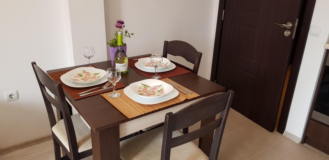 Family Aparthotel Vintegra Burgas City Exterior foto