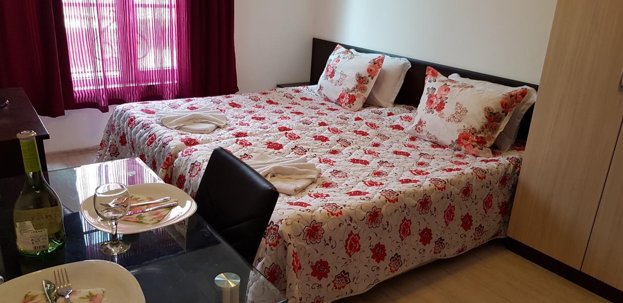 Family Aparthotel Vintegra Burgas City Exterior foto