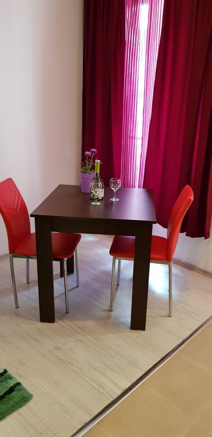 Family Aparthotel Vintegra Burgas City Exterior foto