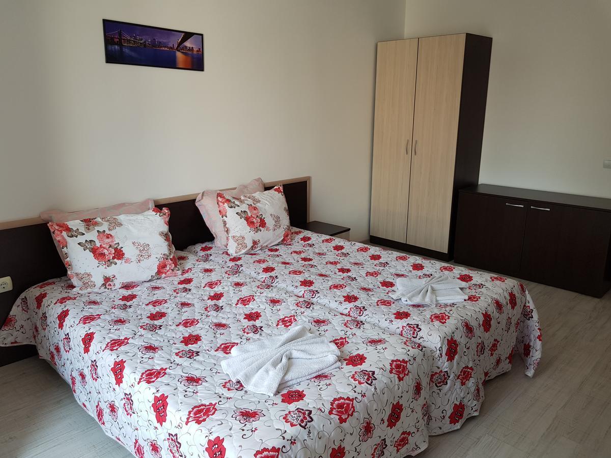 Family Aparthotel Vintegra Burgas City Exterior foto